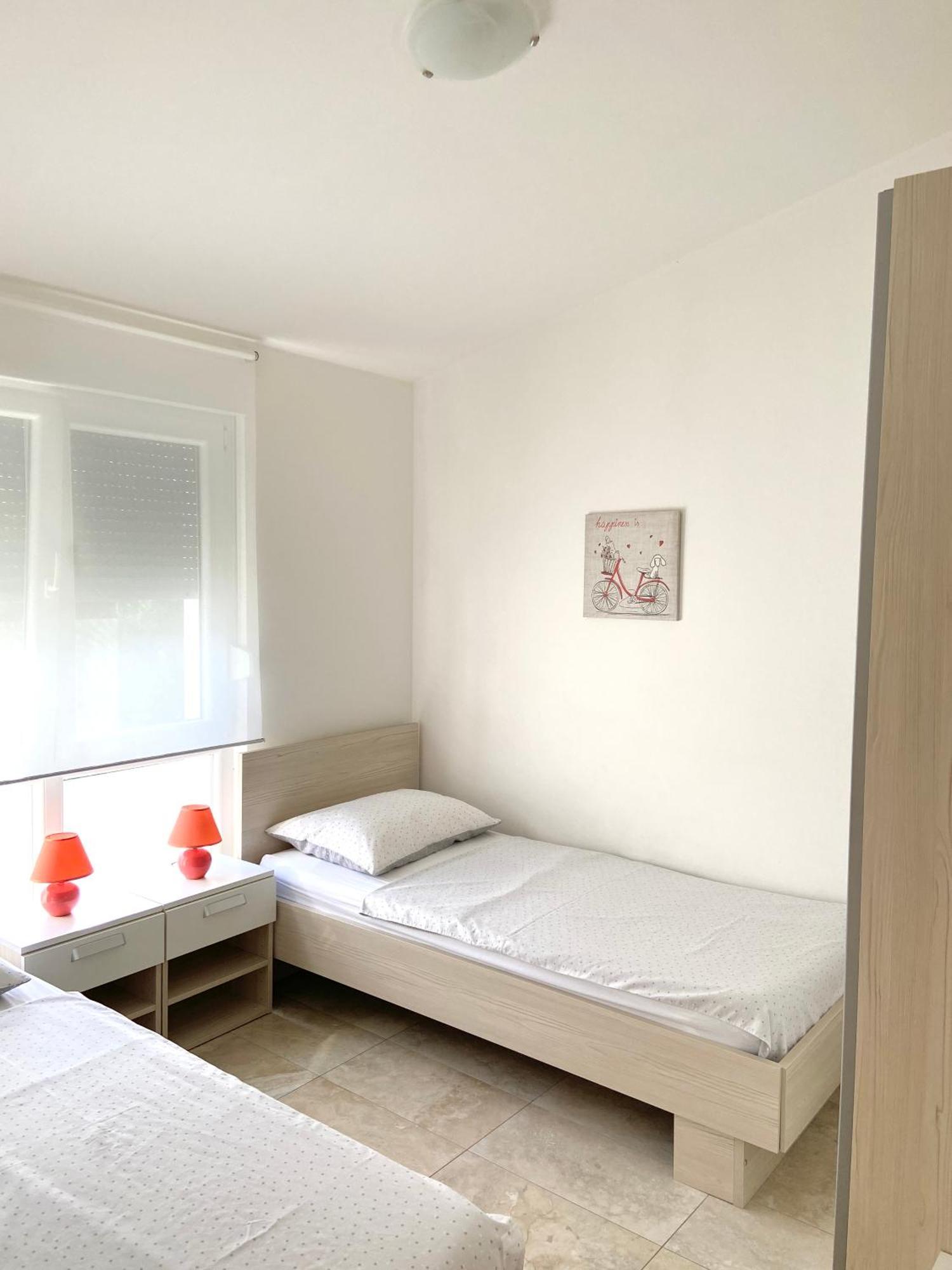 ויר Apartmani Villa Adriatic מראה חיצוני תמונה