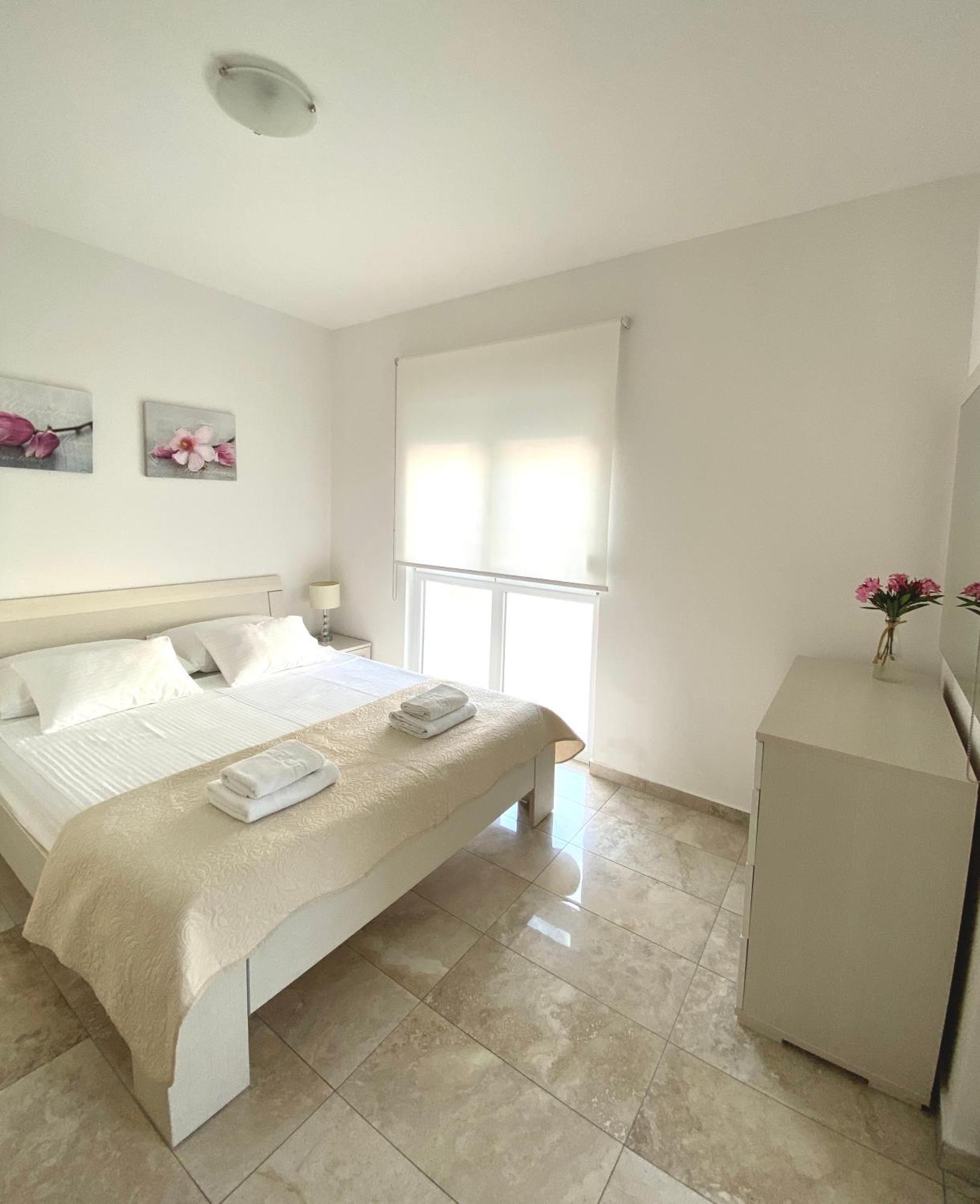 ויר Apartmani Villa Adriatic מראה חיצוני תמונה